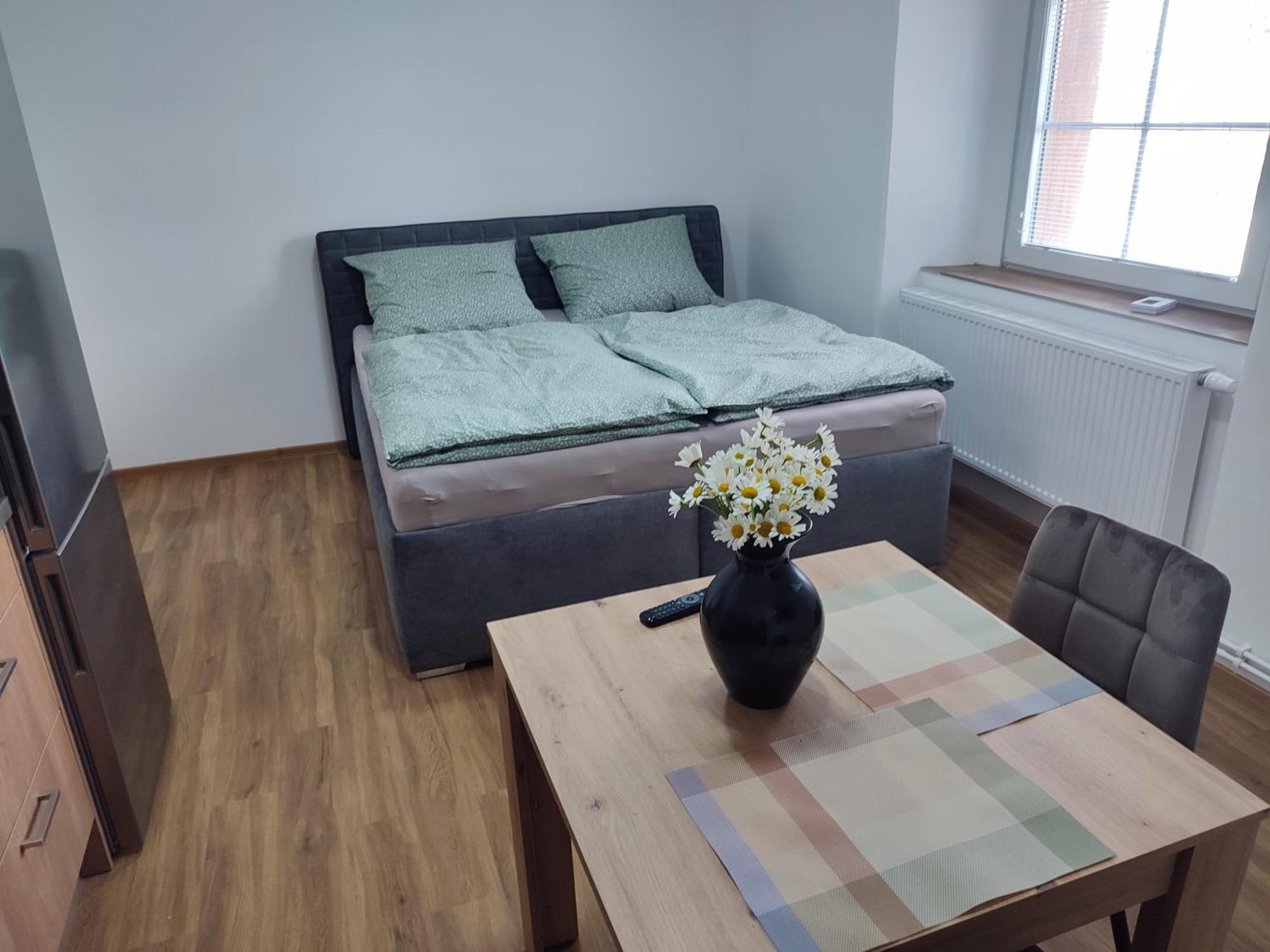Apartamento Zamecek Cerov Jičín Exterior foto